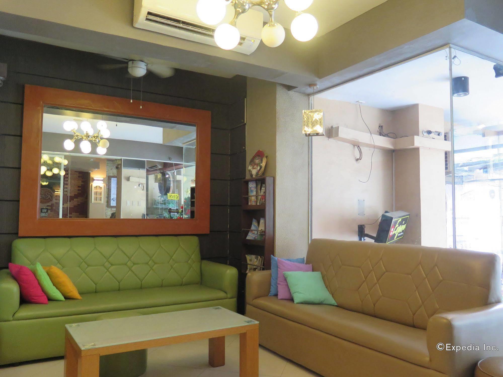 La Gloria Residence Inn Cebu Extérieur photo